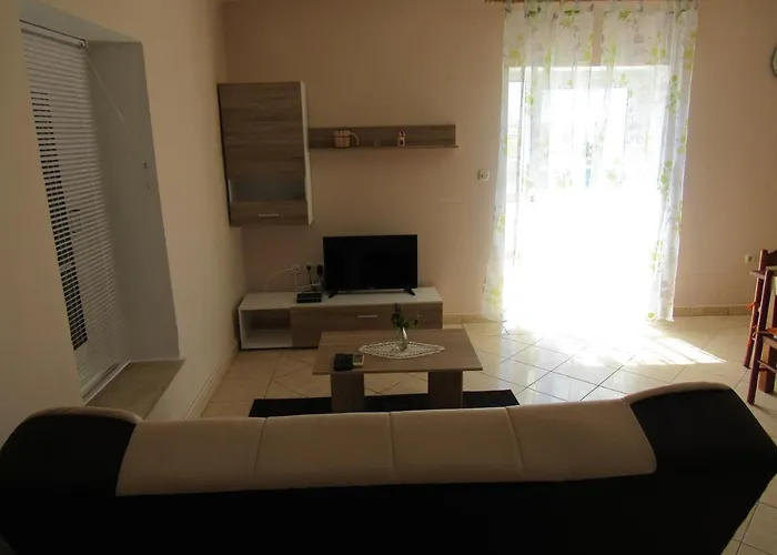 Festina Ivana 公寓 *